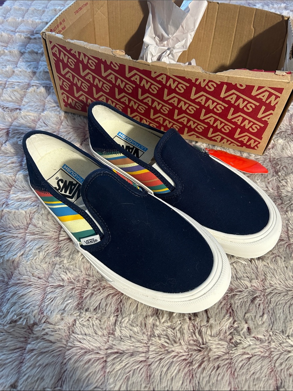 Vans women Navy Blue Canvas Slip-On with Rainbow Side Stripes size 8 new
